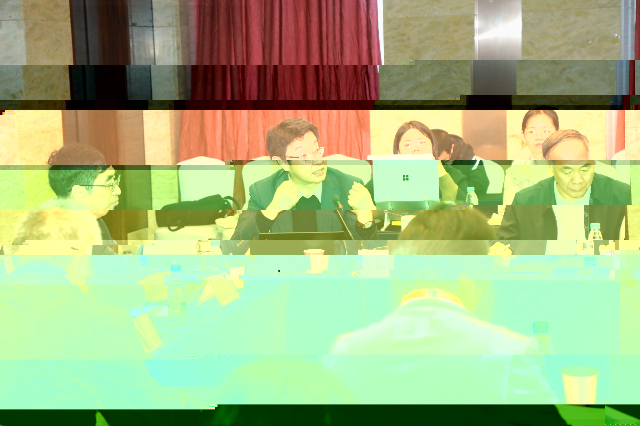 9B6A8729