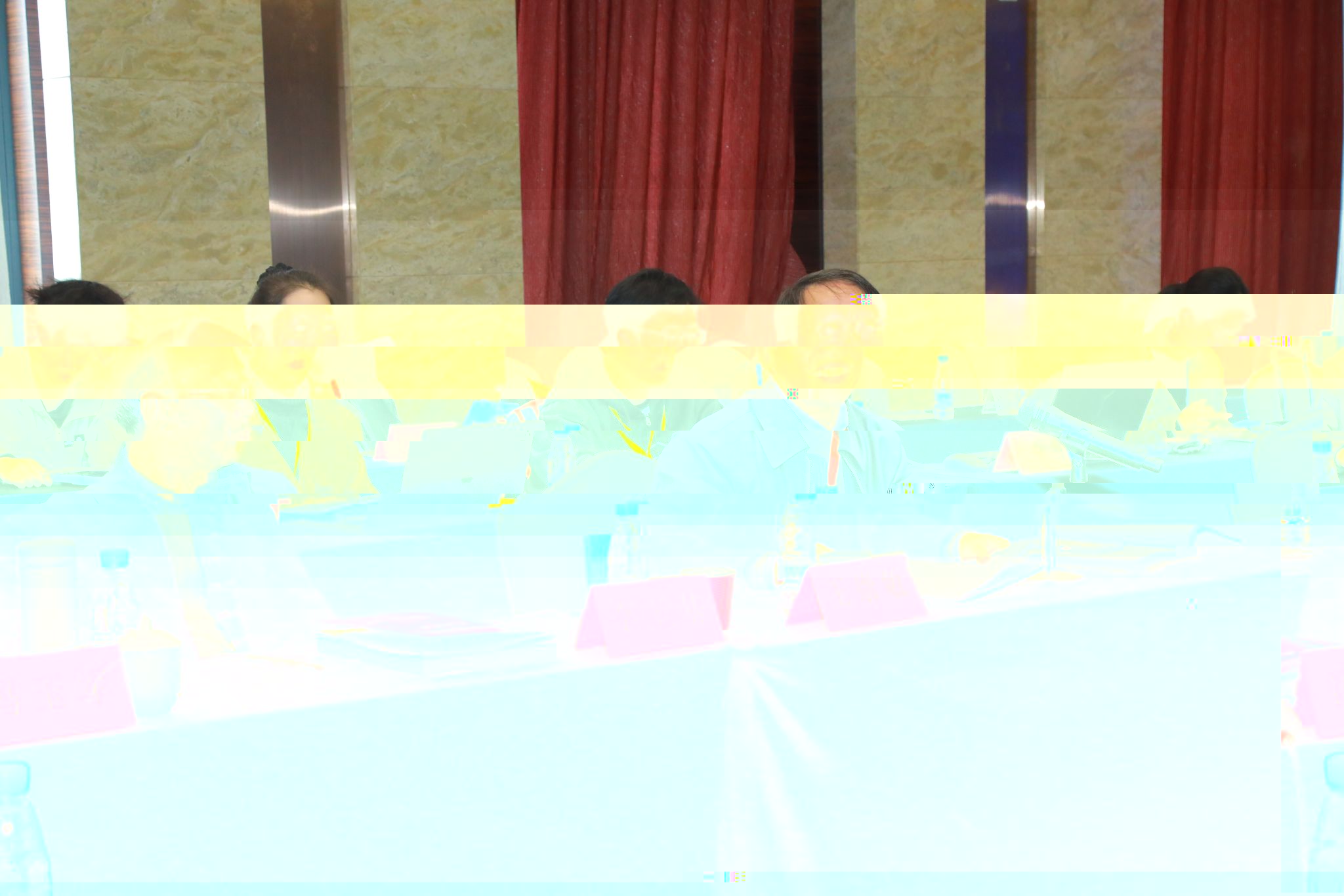 9B6A8756
